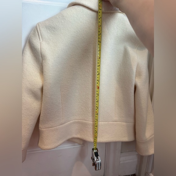 CLUB MONACO women’s ivory wool snap coat (M) - Picture 6 of 9